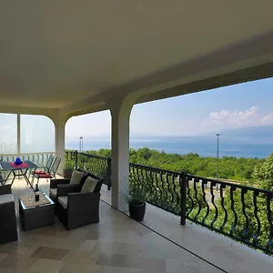 Vrata Jadrana 1 Appartement Rijeka